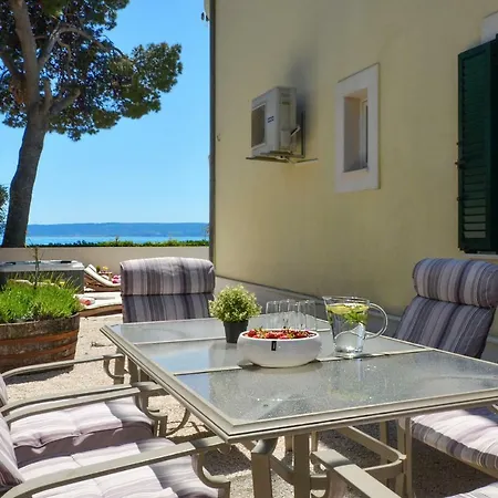 Apartment Logan Kastela